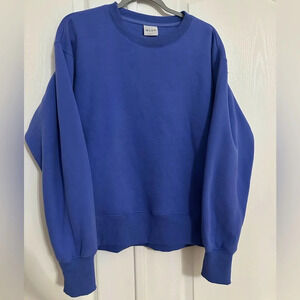 WLKN BLUE SWEATER